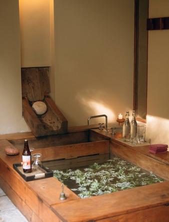 Amankora Punakha — hot stone bath