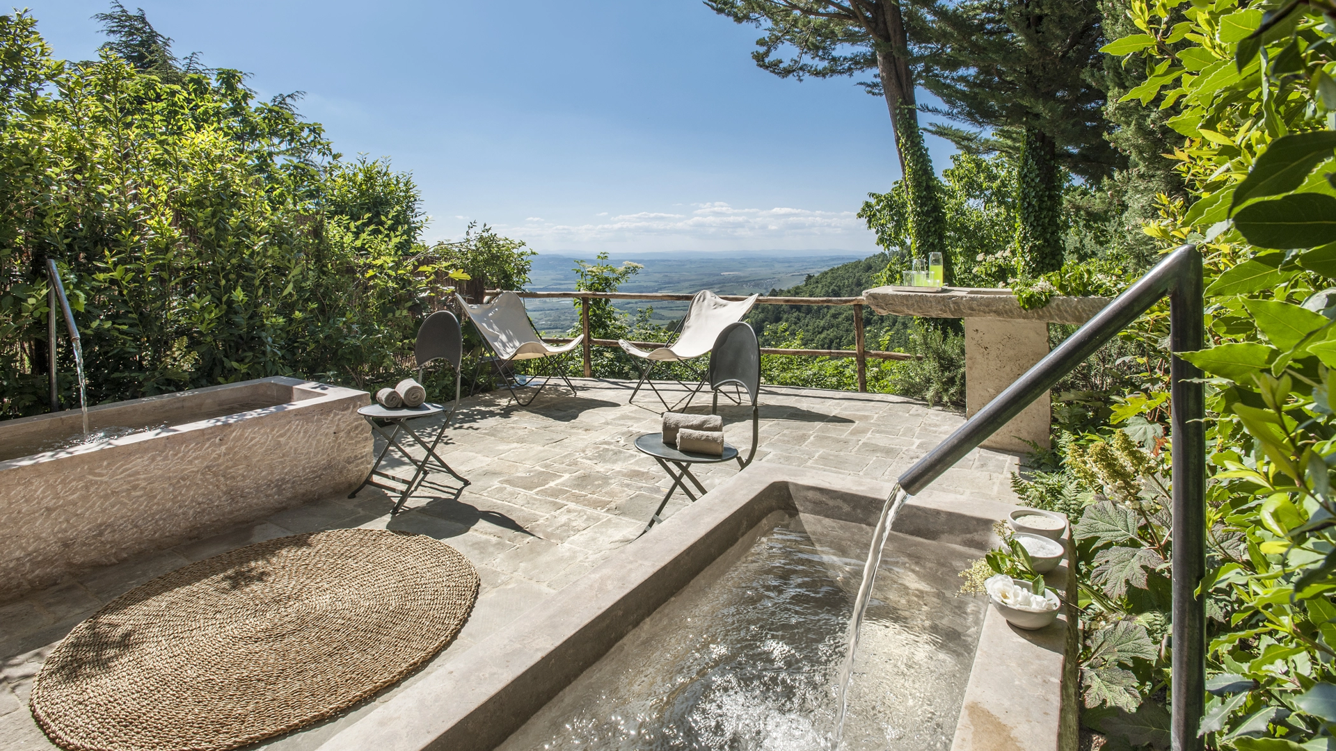 Monteverdi — terrace view