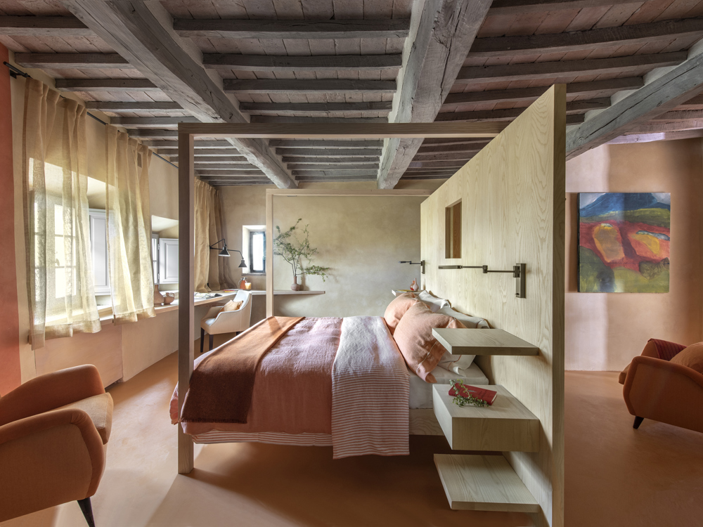 Monteverdi — room interior